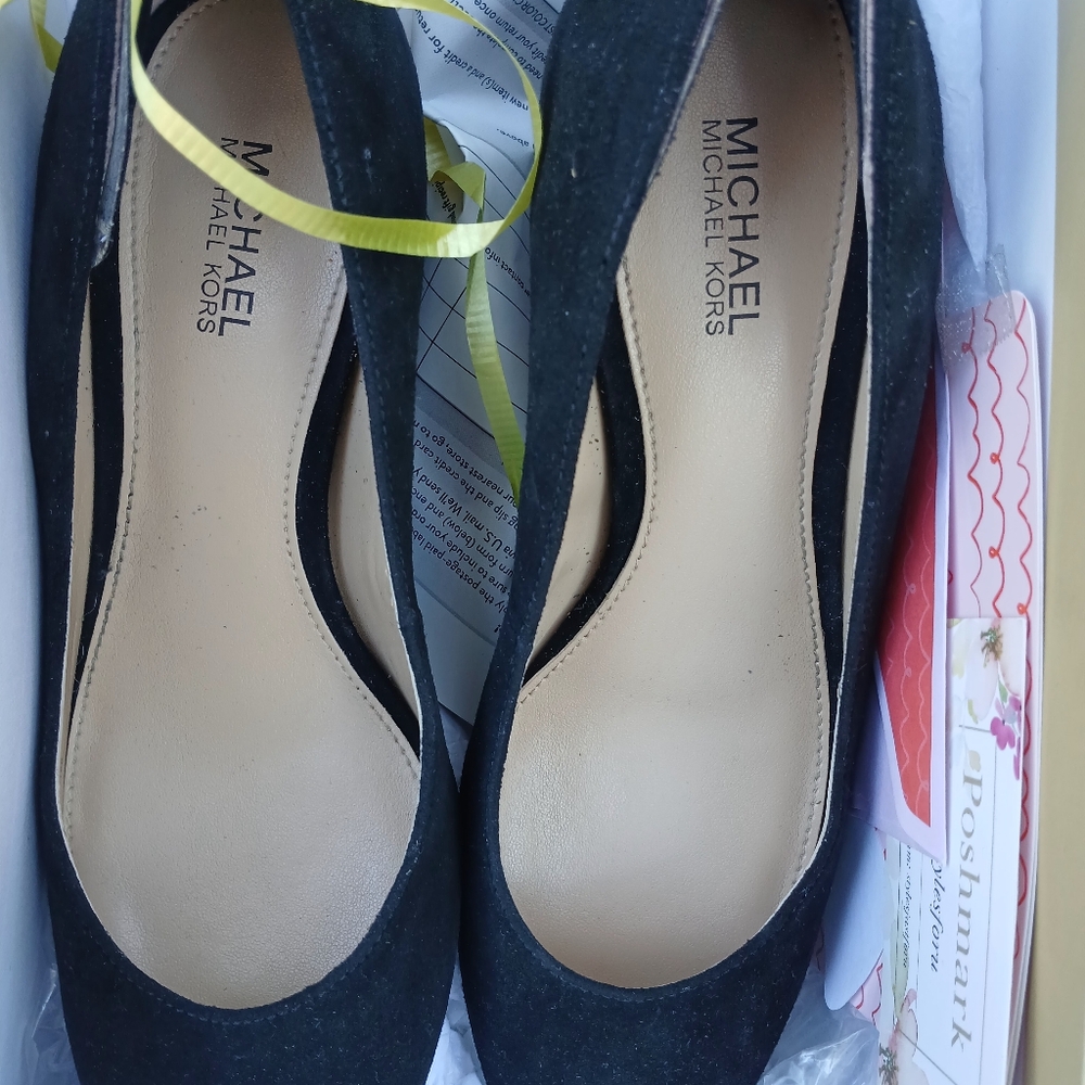 Lady's shoes